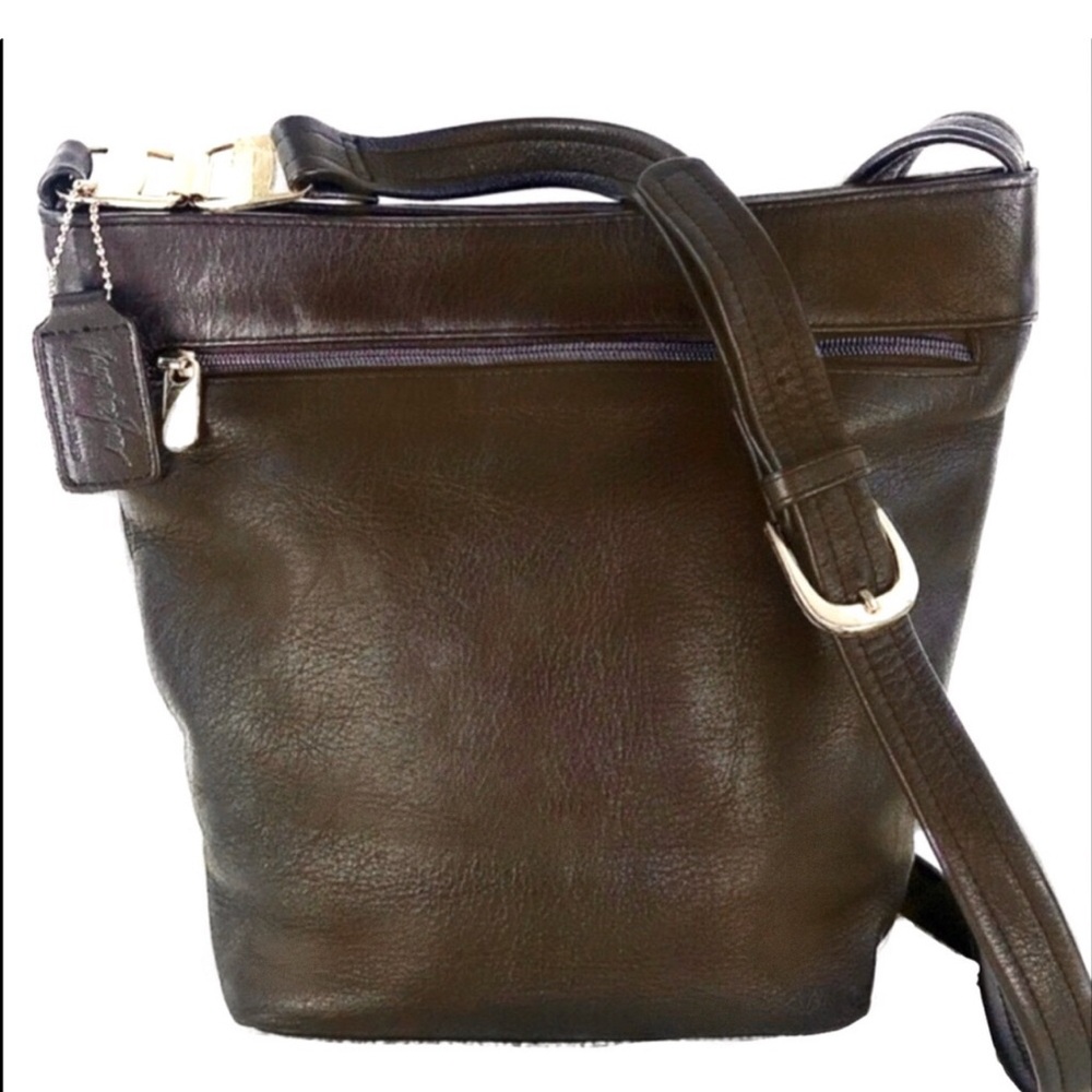 Jaqueline Ferrara Womans Brown Leather ShoulderBag